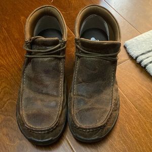 Men’s size 10 Justin leather shoes